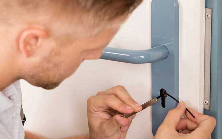 Commercial Lockout Service in Charlotte Commercial Lockout Service in Charlotte